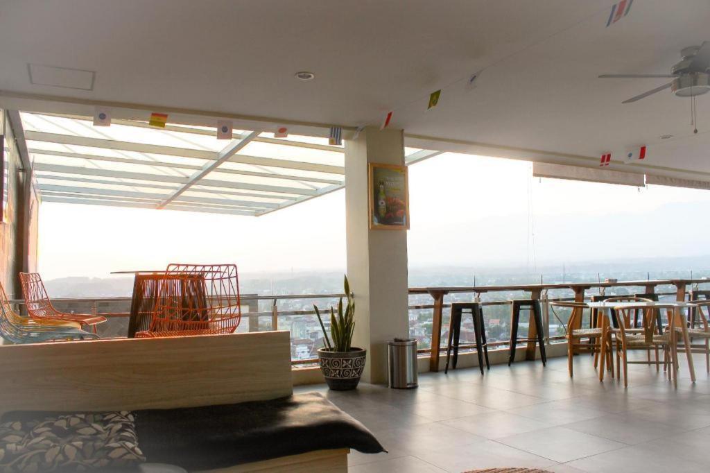 Java Lotus Hotel Jembel Екстериор снимка