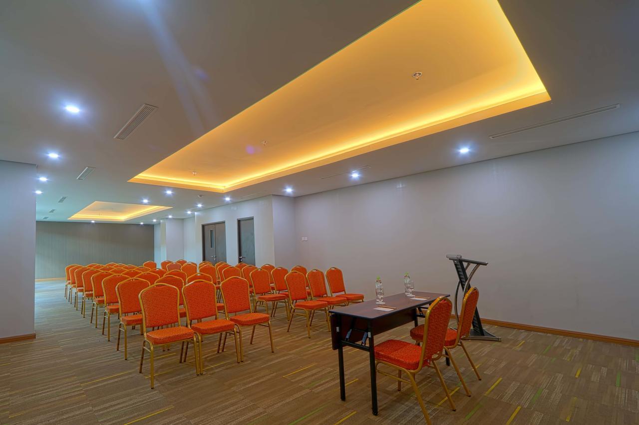 Java Lotus Hotel Jembel Екстериор снимка